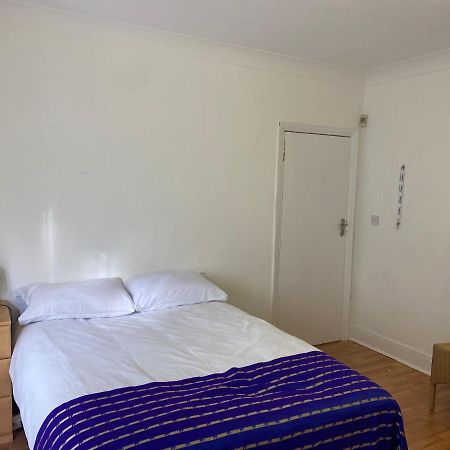 Sunrup Heathrow Daire Feltham Dış mekan fotoğraf