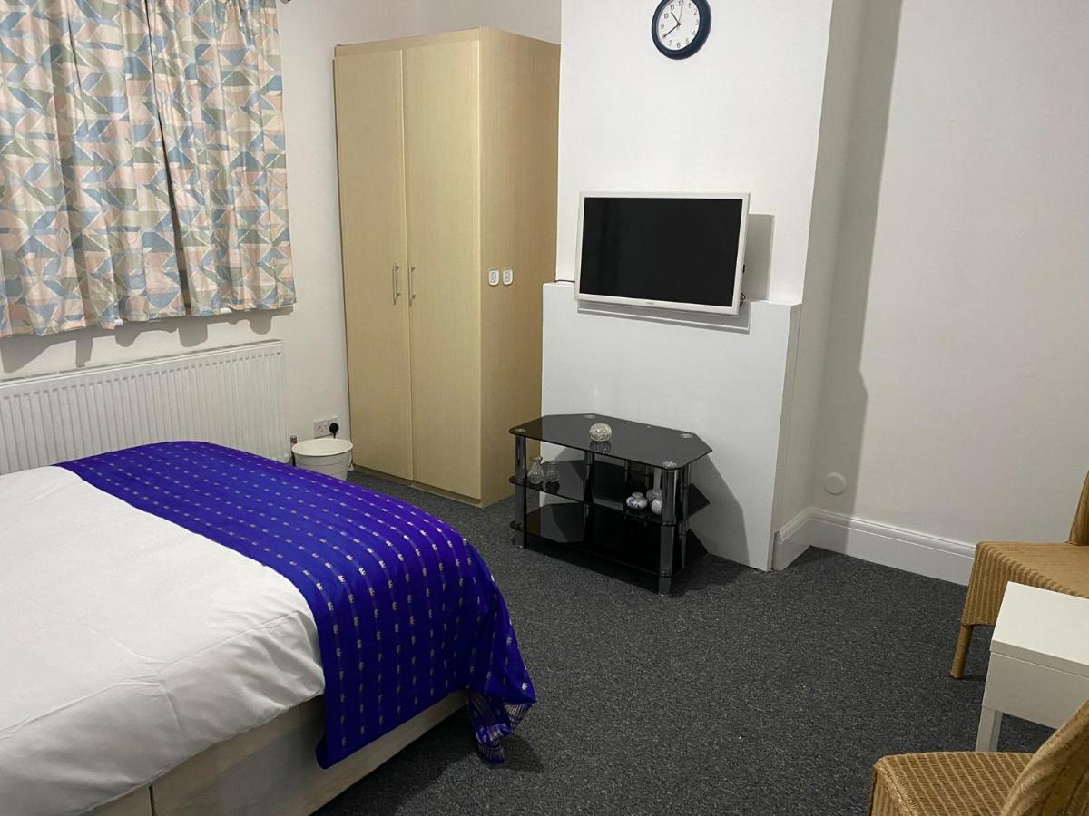 Sunrup Heathrow Daire Feltham Dış mekan fotoğraf